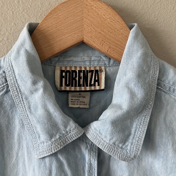 Vintage FORENZA Light Blue Denim Button Down Sleeveless Top Small - Picture 3 of 8